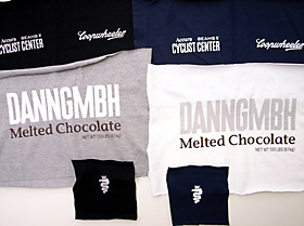 DANNGMBH Melted Chocolate Tシャツバージョン